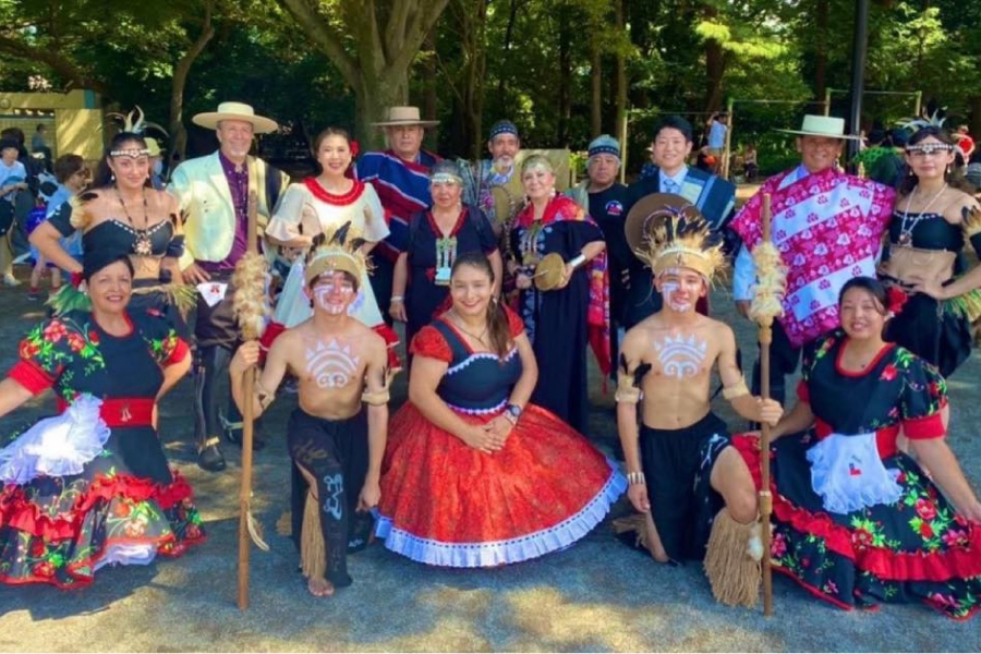 Grupo Folklorico Chile (Chile Dance)